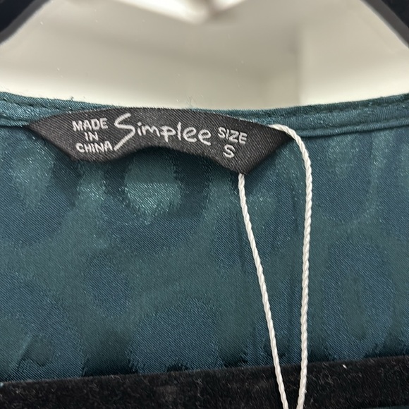 Silk wrap dress - Picture 4 of 4